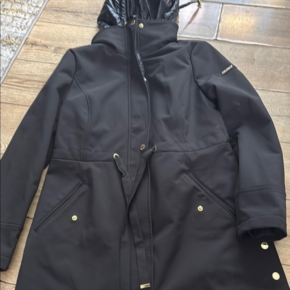 Via Spiga Black Ski Jacket with High Collar and Water-Resistant Fabric